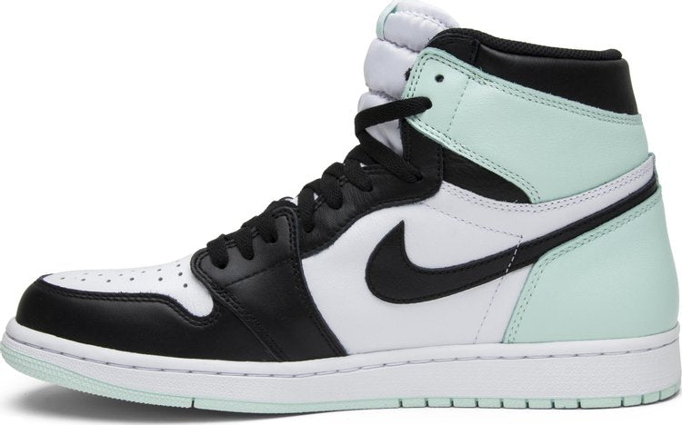 Nike Air Jordan 1 Retro High OG NRG « Igloo »