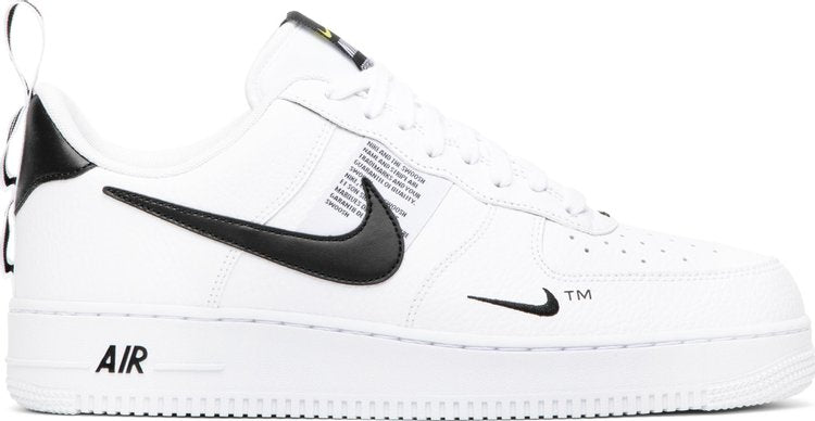 Nike Air Force 1 '07 LV8 „Overbranding“