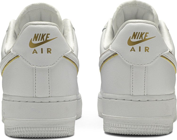Nike Air Force 1 07 ESS « Or métallique »