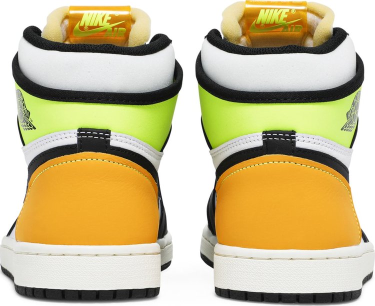 Nike Air Jordan 1 Retro High OG 'Volt Or'
