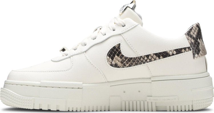 Nike Air Force 1 Pixel SE « Sail Snake »