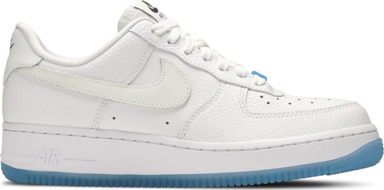 Nike Air Force 1 '07 LX « Swoosh réactif aux UV »