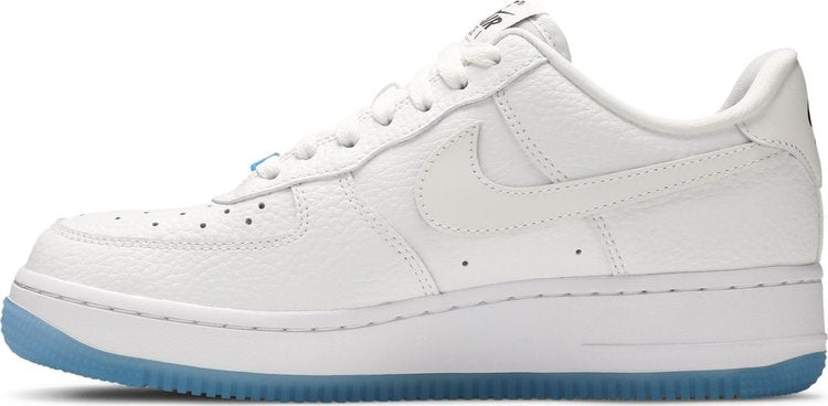 Nike Air Force 1 '07 LX « Swoosh réactif aux UV »