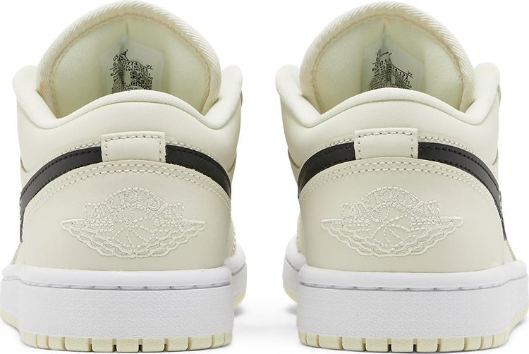 Nike Air Jordan 1 Low „Kokosnussmilch“