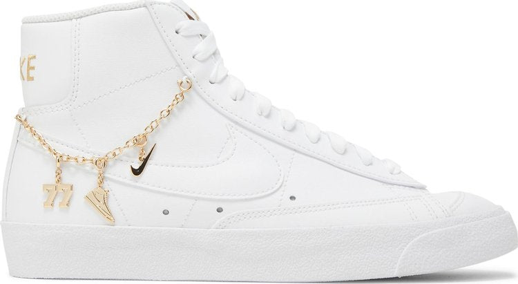 Nike Blazer Mid '77 LX « Lucky Charms » - Blanc