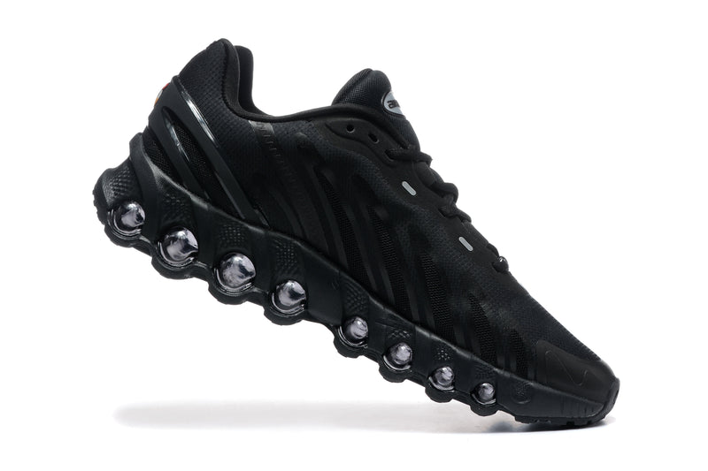 Air Max Plus Dn8 “Triple Black”